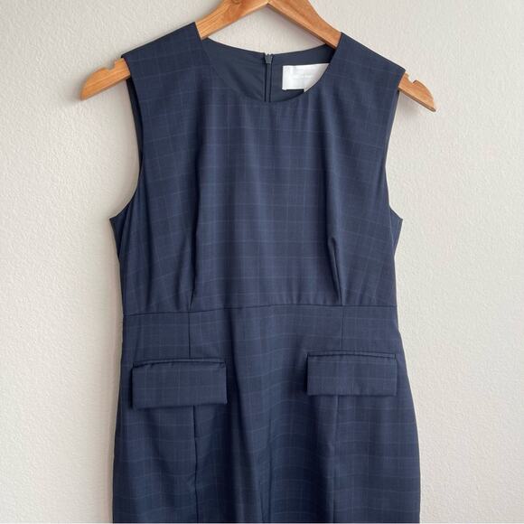 Hugo Boss Navy Wool Knee Length Dress 4P - Picture 4 of 13